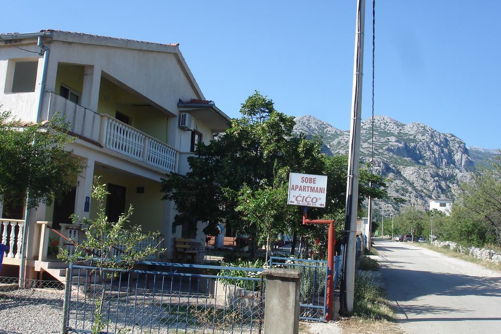 Apartments Cico Starigrad Paklenica Exterior photo